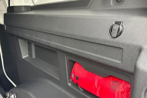 CX75KHD Volkswagen Id. Buzz Cargo Pro 79kWh Commerce Panel Van 5dr Electric Auto (286 ps) Thumbnail #26