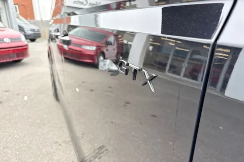 CX75KFO Volkswagen ID. Buzz Pro 86kWh GTX MPV 5dr Electric Auto 4Motion (LWB, 7Seat) (340 ps) Thumbnail #32