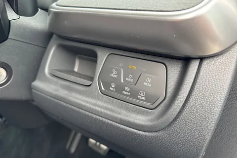 CX75KFO Volkswagen ID. Buzz Pro 86kWh GTX MPV 5dr Electric Auto 4Motion (LWB, 7Seat) (340 ps) Thumbnail #47