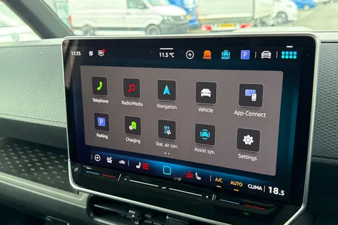 CX75KHD Volkswagen Id. Buzz Cargo Pro 79kWh Commerce Panel Van 5dr Electric Auto (286 ps) Thumbnail #51