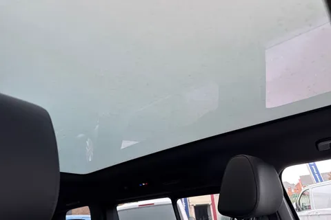 CX75KFO Volkswagen ID. Buzz Pro 86kWh GTX MPV 5dr Electric Auto 4Motion (LWB, 7Seat) (340 ps) Thumbnail #53