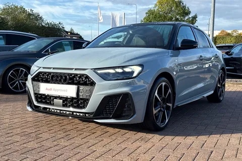 BV73UEM Audi A1 Black Edition 30 TFSI  110 PS S tronic Thumbnail #26