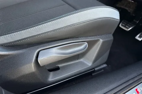 BV73UEM Audi A1 Black Edition 30 TFSI  110 PS S tronic Thumbnail #44