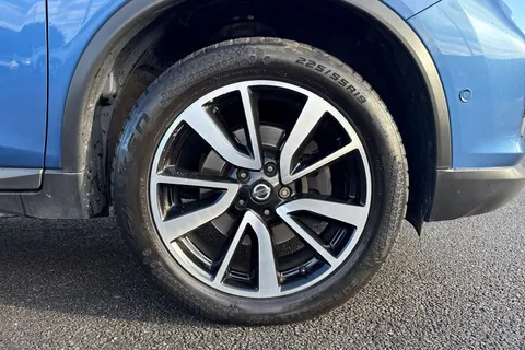WJ70HDA Nissan X-Trail 1.7 dCi Tekna Euro 6 (s/s) 5dr Thumbnail #10
