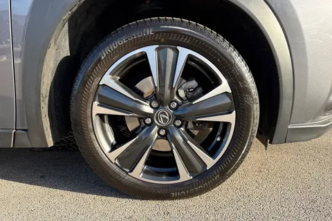 DN21LYV Lexus Ux 2.0 250h Takumi E-CVT Euro 6 (s/s) 5dr Thumbnail #11