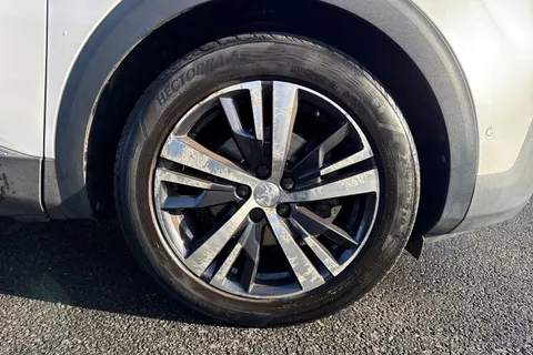 10 of 64 for PEUGEOT 3008 1.2 PureTech GT Line 5dr