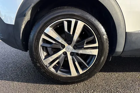 11 of 64 for PEUGEOT 3008 1.2 PureTech GT Line 5dr