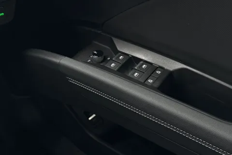  Audi Q4 e-tron 45 S line Sportback Auto 5dr 82kWh Thumbnail #42