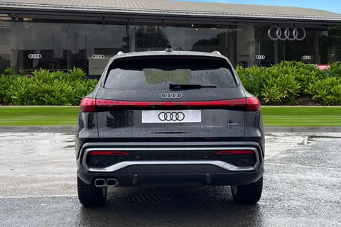  Audi Q5 2.0 TDI S line S Tronic quattro Euro 6 (s/s) 5dr Thumbnail #5