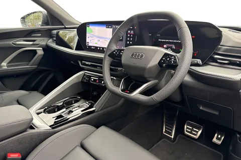  Audi Q5 2.0 TDI S line S Tronic quattro Euro 6 (s/s) 5dr Thumbnail #14