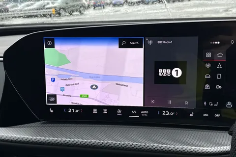  Audi Q5 2.0 TDI S line S Tronic quattro Euro 6 (s/s) 5dr Thumbnail #17