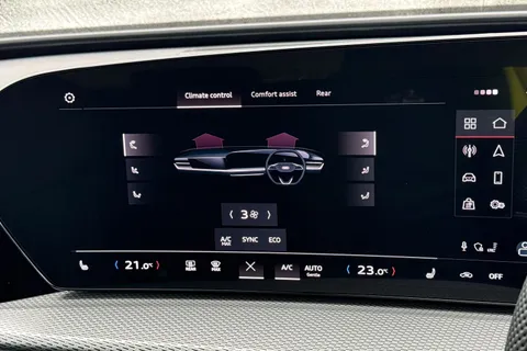  Audi Q5 2.0 TDI S line S Tronic quattro Euro 6 (s/s) 5dr Thumbnail #22