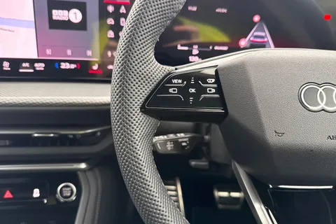  Audi Q5 2.0 TDI S line S Tronic quattro Euro 6 (s/s) 5dr Thumbnail #32