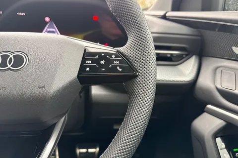  Audi Q5 2.0 TDI S line S Tronic quattro Euro 6 (s/s) 5dr Thumbnail #33