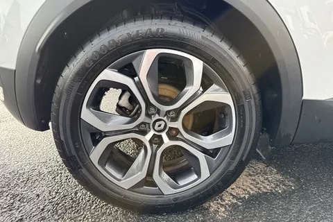 SY73VCA Renault Captur 1.6 E-TECH techno Auto Euro 6 (s/s) 5dr Thumbnail #12