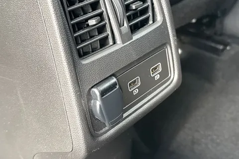 SY73VCA Renault Captur 1.6 E-TECH techno Auto Euro 6 (s/s) 5dr Thumbnail #33