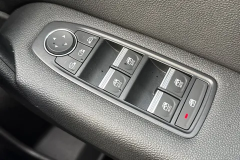 SY73VCA Renault Captur 1.6 E-TECH techno Auto Euro 6 (s/s) 5dr Thumbnail #35