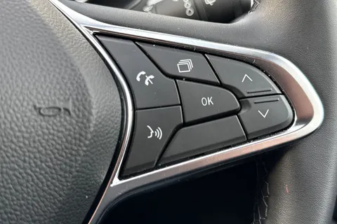 SY73VCA Renault Captur 1.6 E-TECH techno Auto Euro 6 (s/s) 5dr Thumbnail #37