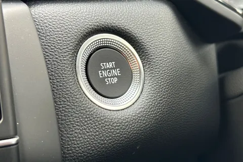 SY73VCA Renault Captur 1.6 E-TECH techno Auto Euro 6 (s/s) 5dr Thumbnail #42