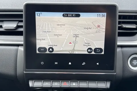 SY73VCA Renault Captur 1.6 E-TECH techno Auto Euro 6 (s/s) 5dr Thumbnail #44