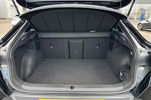 7 of 67 for CUPRA Formentor 1.4 eHybrid 12.8kWh V2 DSG Euro 6 (s/s) 5dr