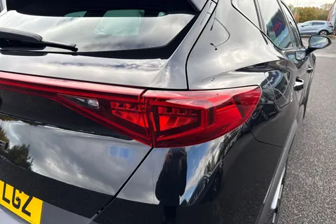 8 of 67 for CUPRA Formentor 1.4 eHybrid 12.8kWh V2 DSG Euro 6 (s/s) 5dr