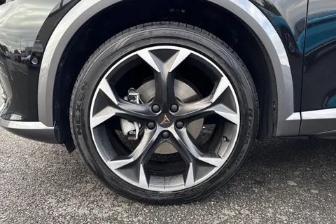 13 of 67 for CUPRA Formentor 1.4 eHybrid 12.8kWh V2 DSG Euro 6 (s/s) 5dr