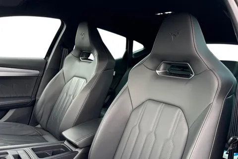 16 of 67 for CUPRA Formentor 1.4 eHybrid 12.8kWh V2 DSG Euro 6 (s/s) 5dr