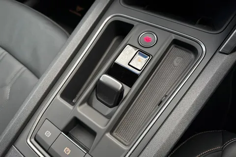 23 of 67 for CUPRA Formentor 1.4 eHybrid 12.8kWh V2 DSG Euro 6 (s/s) 5dr