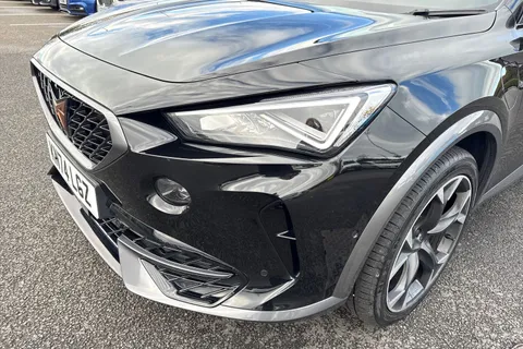 26 of 67 for CUPRA Formentor 1.4 eHybrid 12.8kWh V2 DSG Euro 6 (s/s) 5dr