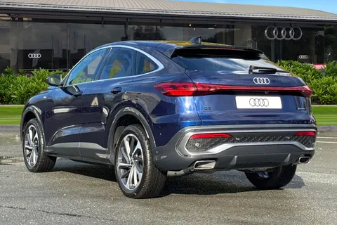  Audi Q5 2.0 TFSI S line Sportback S Tronic quattro Euro 6 (s/s) 5dr Thumbnail #3