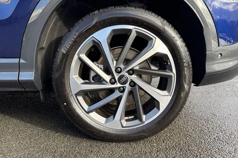  Audi Q5 2.0 TFSI S line Sportback S Tronic quattro Euro 6 (s/s) 5dr Thumbnail #12