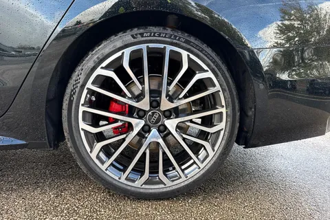  Audi A6 Saloon 2.0 TDI Edition 1 S Tronic quattro Euro 6 (s/s) 4dr Thumbnail #13