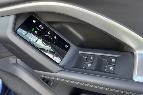  Audi Q5 2.0 TFSI S line Sportback S Tronic quattro Euro 6 (s/s) 5dr Thumbnail #21