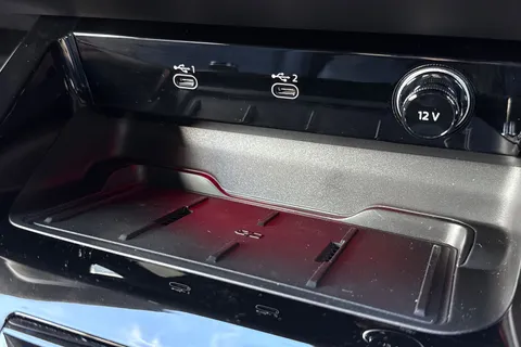  Audi A6 Saloon 2.0 TDI Edition 1 S Tronic quattro Euro 6 (s/s) 4dr Thumbnail #46