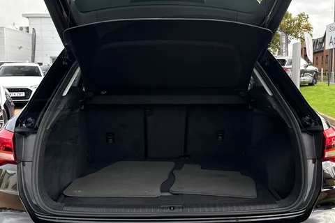 BD72ESV Audi Q3 Technik 35 TFSI 150 PS S tronic Thumbnail #7