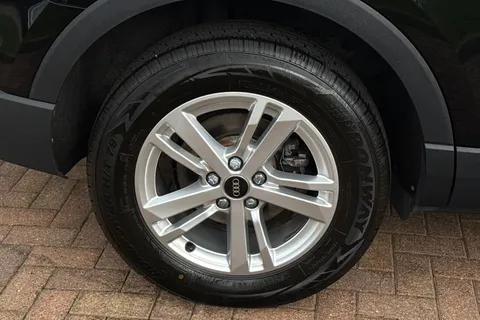 BD72ESV Audi Q3 Technik 35 TFSI 150 PS S tronic Thumbnail #11