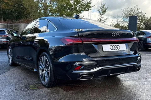 7 of 48 for Audi A5 2.0 TFSI S line Saloon S Tronic Euro 6 (s/s) 5dr