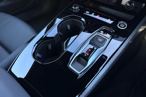 22 of 48 for Audi A5 2.0 TFSI S line Saloon S Tronic Euro 6 (s/s) 5dr