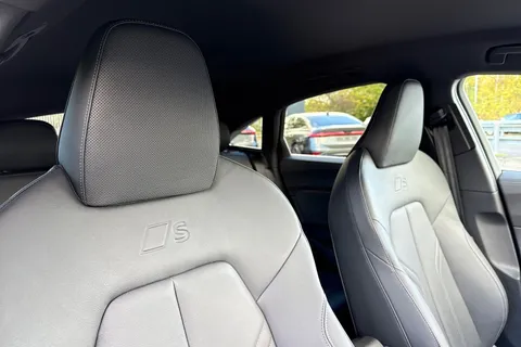 23 of 48 for Audi A5 2.0 TFSI S line Saloon S Tronic Euro 6 (s/s) 5dr