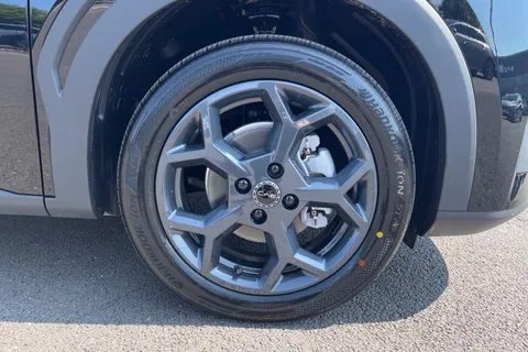  BYD Dolphin Surf 43.2kWh Comfort Auto 5dr Thumbnail #7