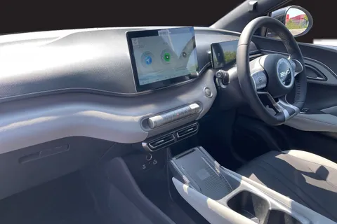  BYD Dolphin Surf 43.2kWh Comfort Auto 5dr Thumbnail #9