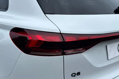  Audi Q6 E-Tron 100kWh Performance Edition 1 Auto 5dr Thumbnail #8