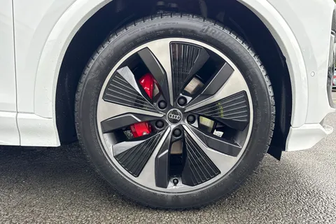  Audi Q6 E-Tron 100kWh Performance Edition 1 Auto 5dr Thumbnail #10
