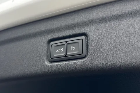  Audi Q6 E-Tron 100kWh Performance Edition 1 Auto 5dr Thumbnail #44