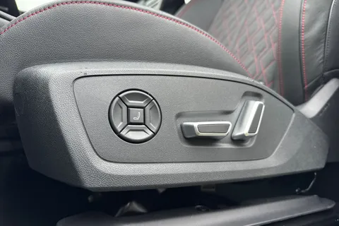  Audi Q6 E-Tron 100kWh Performance Edition 1 Auto 5dr Thumbnail #47