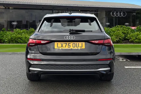 LX75OUJ Audi A3 Sport TFSI  116 PS S tronic Thumbnail #5