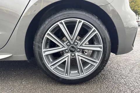  Audi A1 1.0 TFSI 30 S line Sportback Euro 6 (s/s) 5dr Thumbnail #12