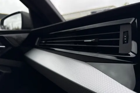  Audi A1 1.0 TFSI 30 S line Sportback Euro 6 (s/s) 5dr Thumbnail #42