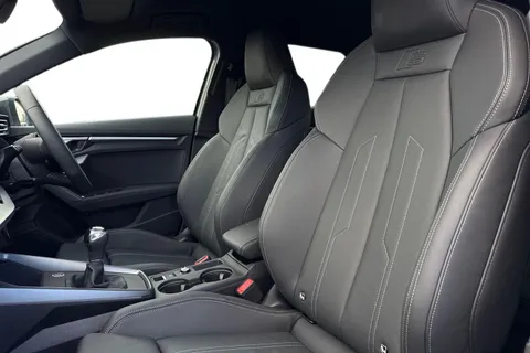  Audi A3 1.5 TFSI 35 S line Sportback Euro 6 (s/s) 5dr Thumbnail #16